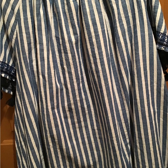 Top - Picture 3 of 3